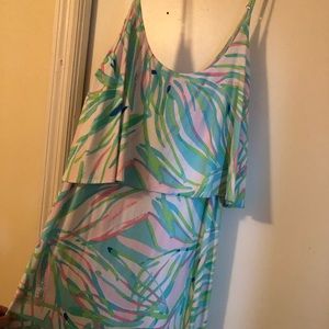 Lilly Pulitzer floor length maxi dress.